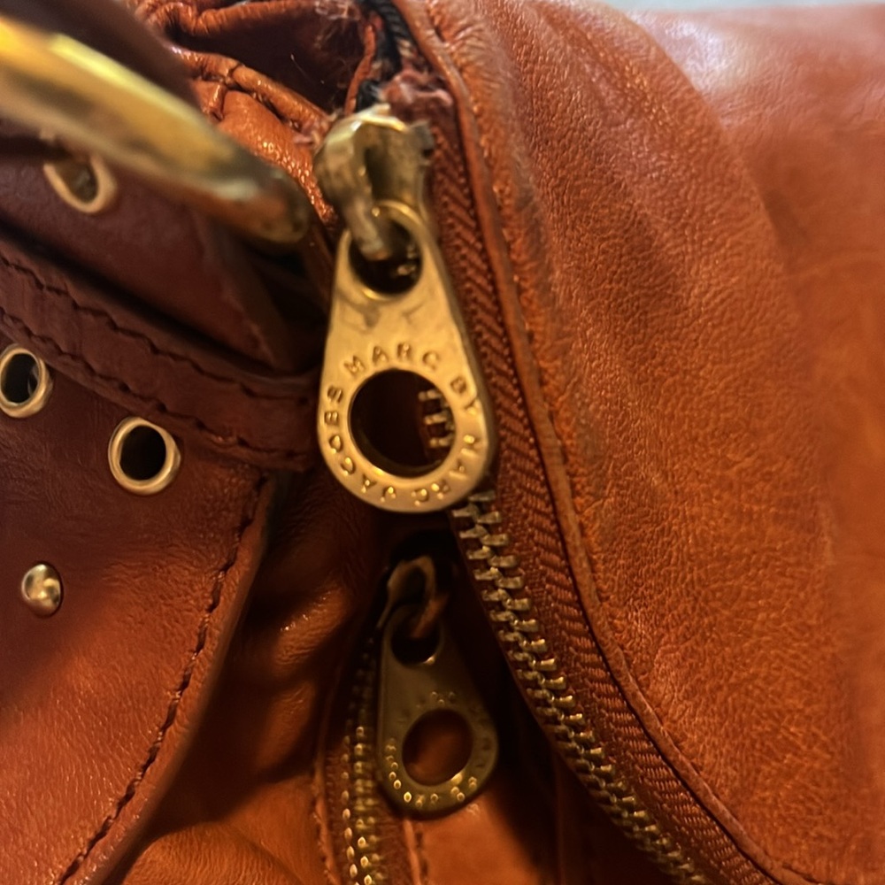 Marc by Marc Jacobs vintage brown leather purse - Picture 9 of 9